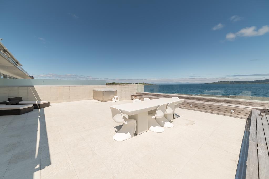 الشقق الفندقية Sacred Waters تاوبو المظهر الخارجي الصورة The rooftop terrace